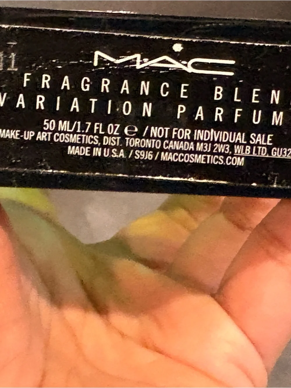 MAC Fragrance Blend Variation Parfum - Black and White Label - Picture 3 of 6